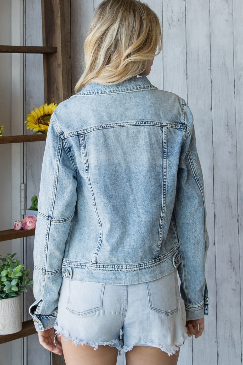 Veveret Distressed Button Up Denim Jacket - The Boutie Shop