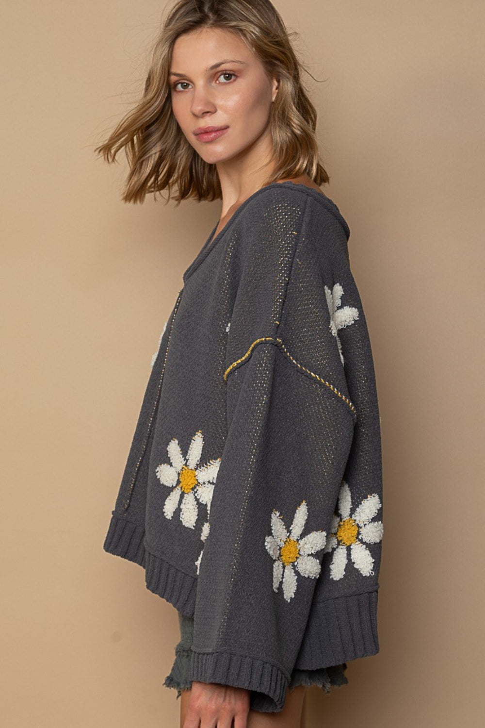 POL V-Neck Floral Pattern Chenille Sweater - The Boutie Shop