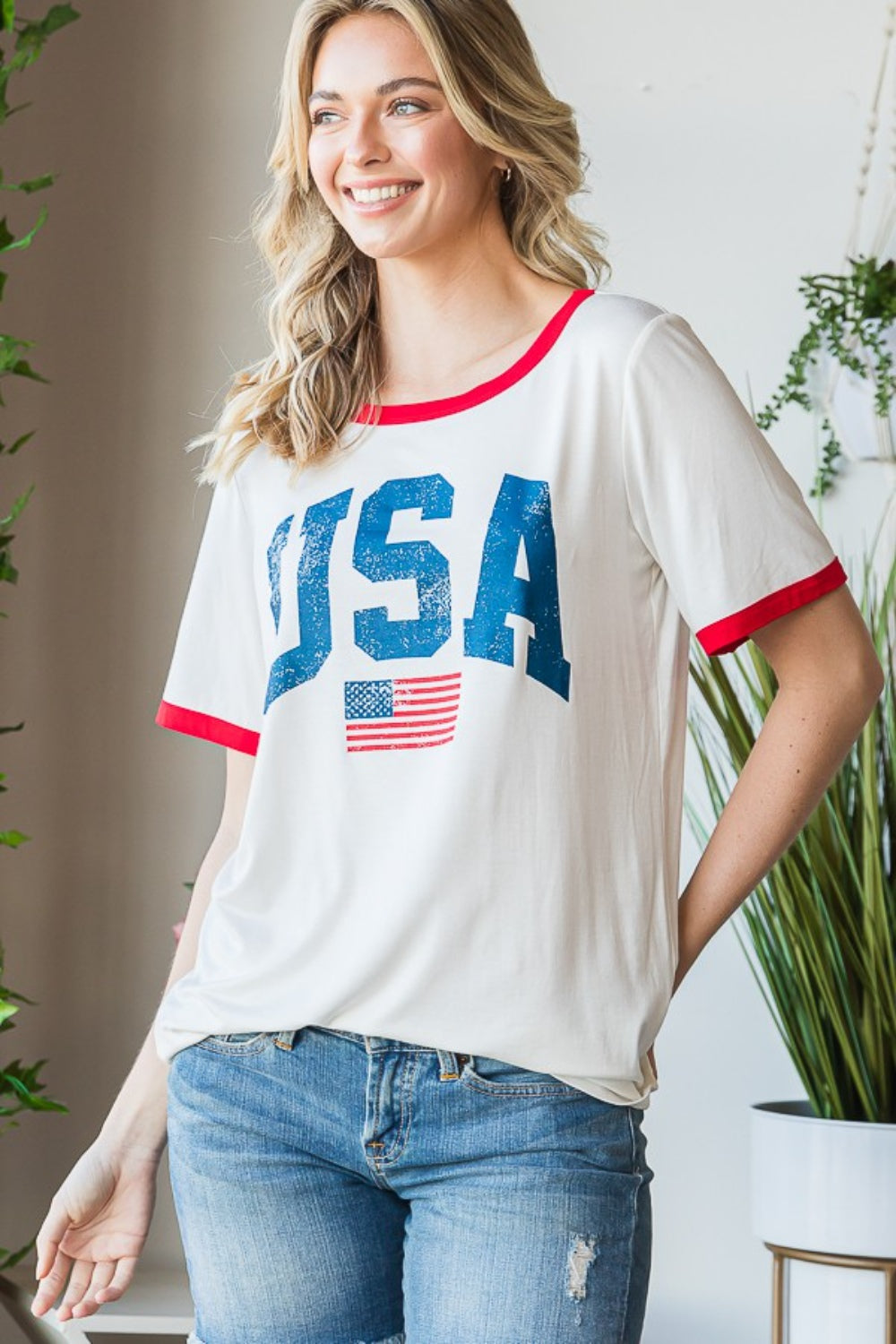 Heimish Full Size USA Contrast Trim Short Sleeve T-Shirt - The Boutie Shop