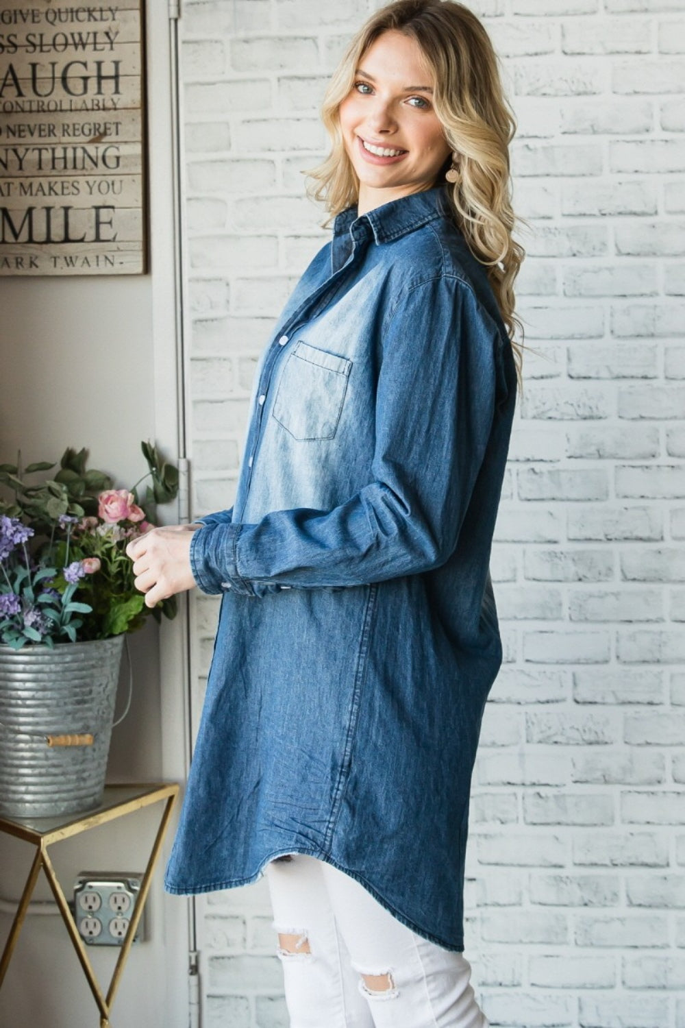 Veveret Pocketed Button Up Washed Denim Shirt - The Boutie Shop