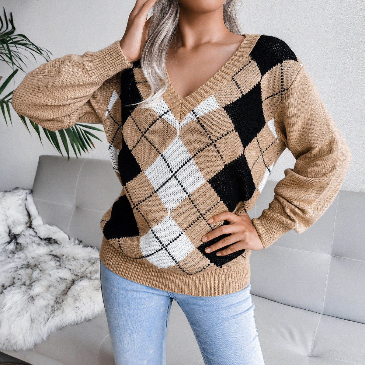 Geometric V-Neck Sweater - The Boutie Shop