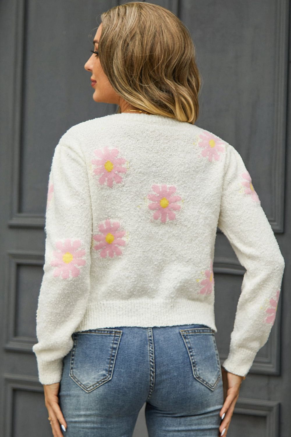 Angel Wings Flower Pattern Round Neck Short Sleeve Pullover Sweater - The Boutie Shop