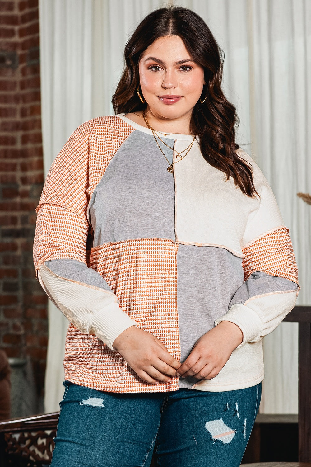 Plus Size Exposed Seam Color Block Round Neck Sweatshirt - The Boutie Shop