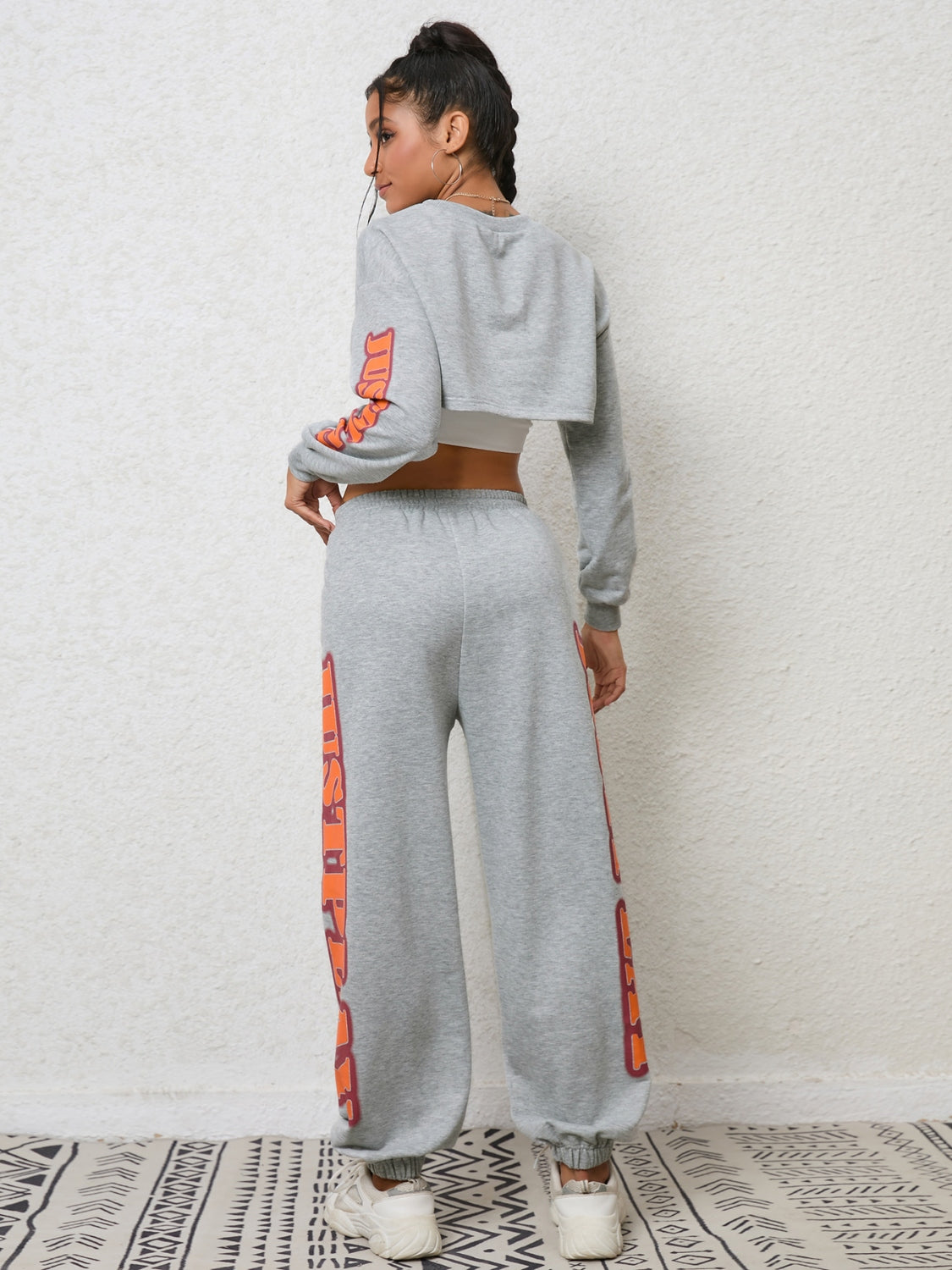 Cropped Sweatshirt and Sweatpants Set - The Boutie Shop