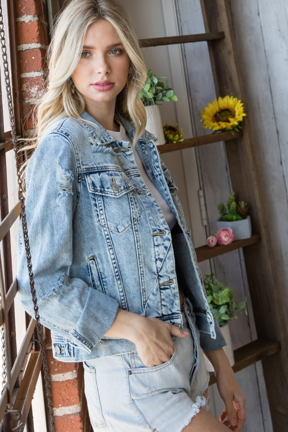 Veveret Distressed Button Up Denim Jacket - The Boutie Shop