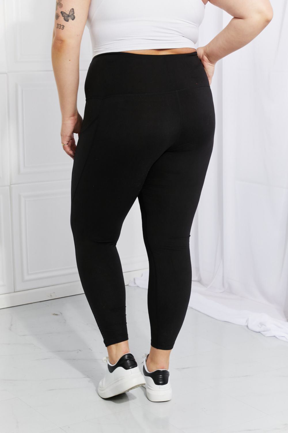 Leggings Depot Full Size Strengthen and Lengthen Reflective Dot Active Leggings - The Boutie Shop