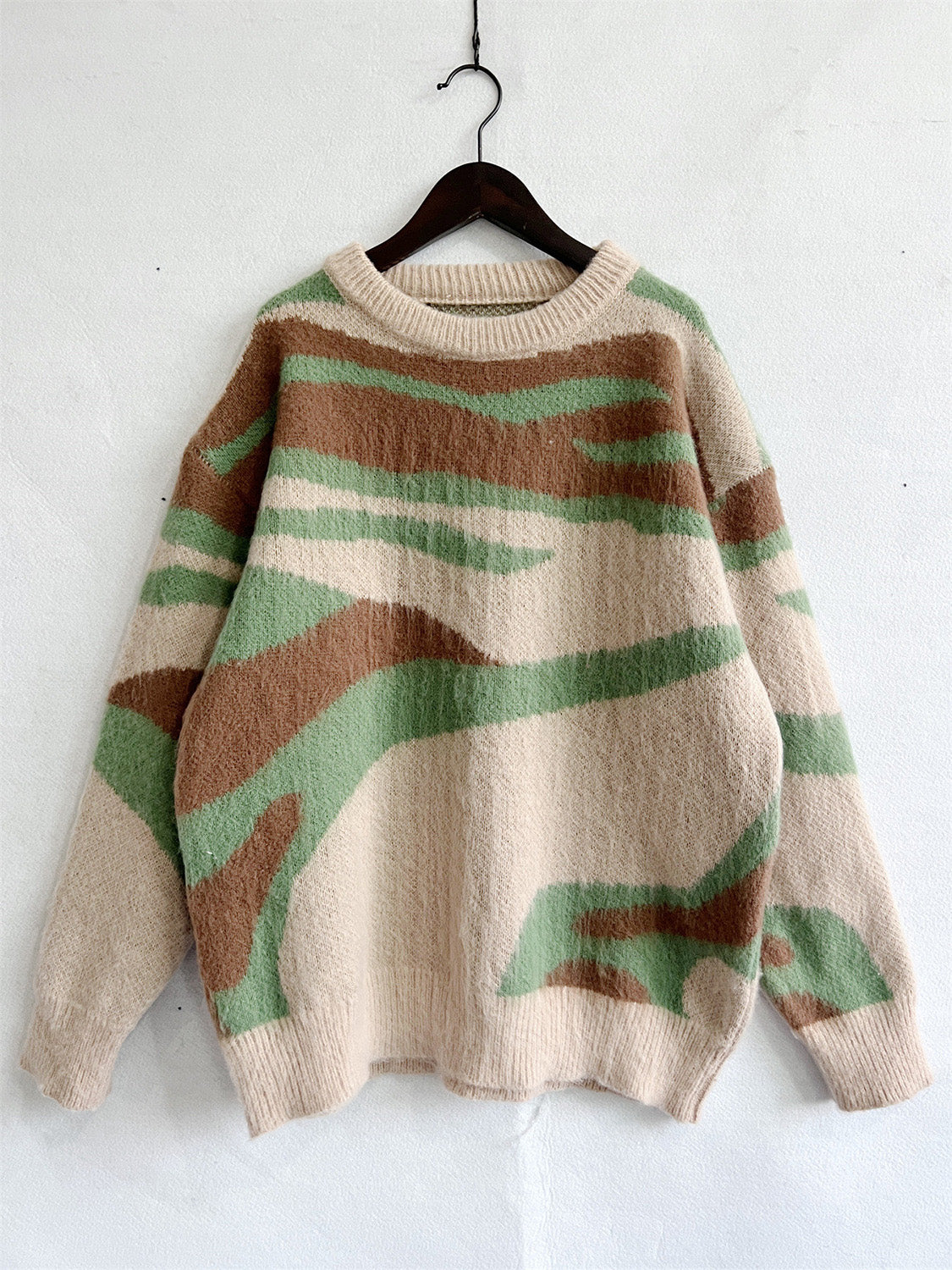 Color Block Round Neck Sweater - The Boutie Shop