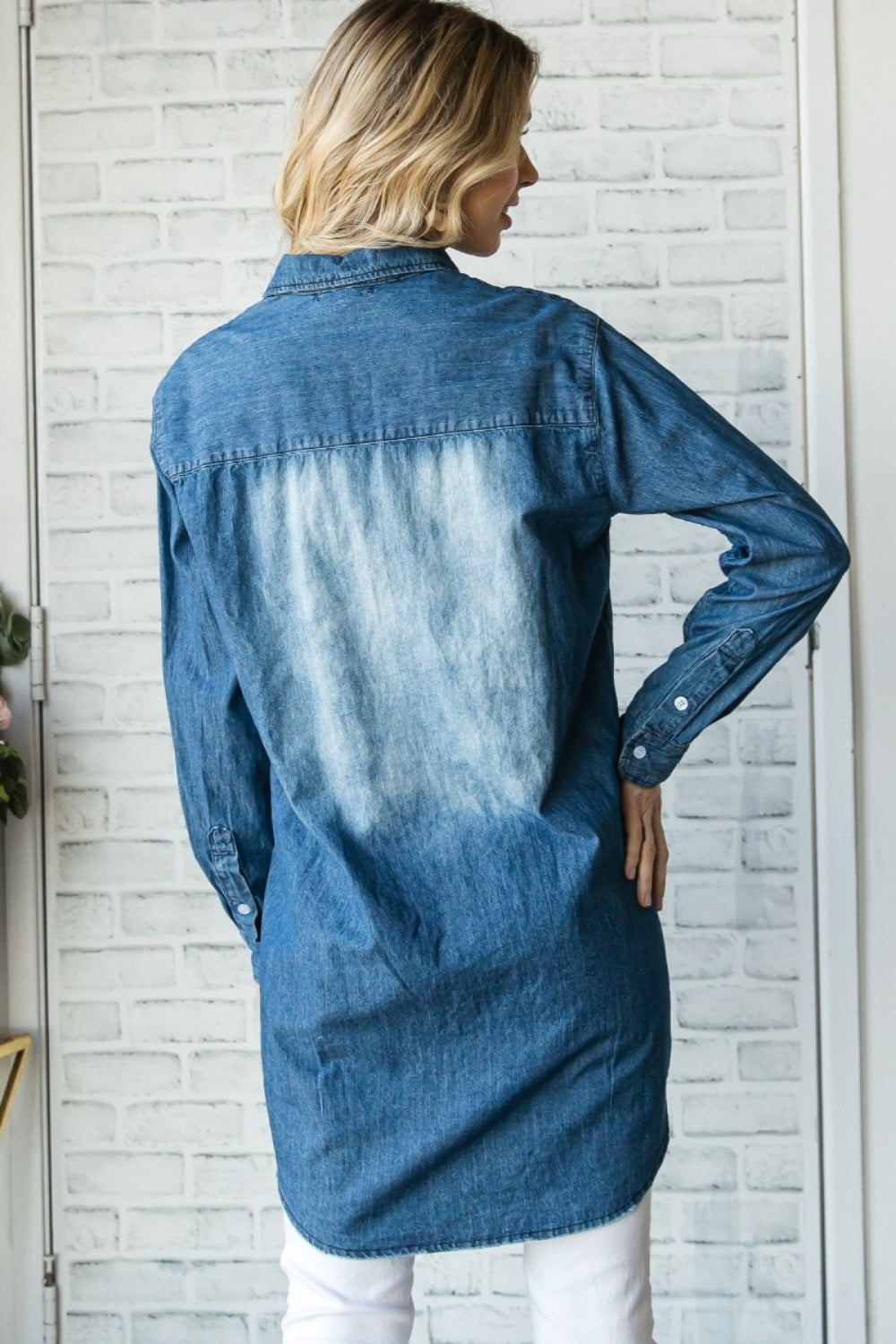 Veveret Pocketed Button Up Washed Denim Shirt - The Boutie Shop