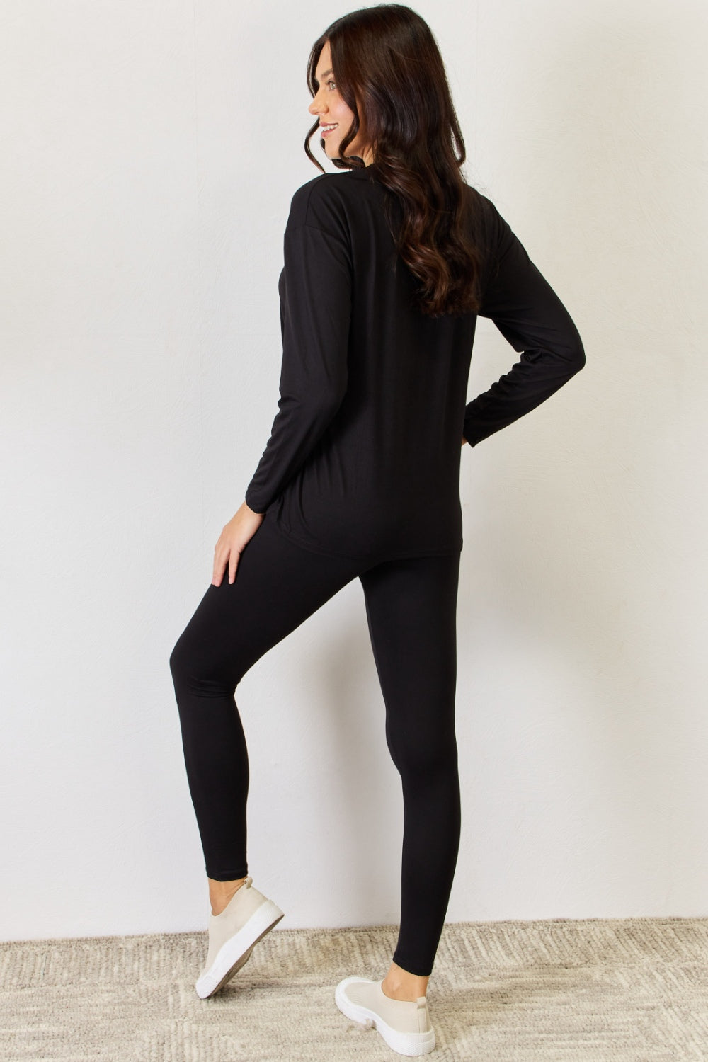 JULIA Round Neck Long Sleeve T-Shirt and Leggings Set - The Boutie Shop