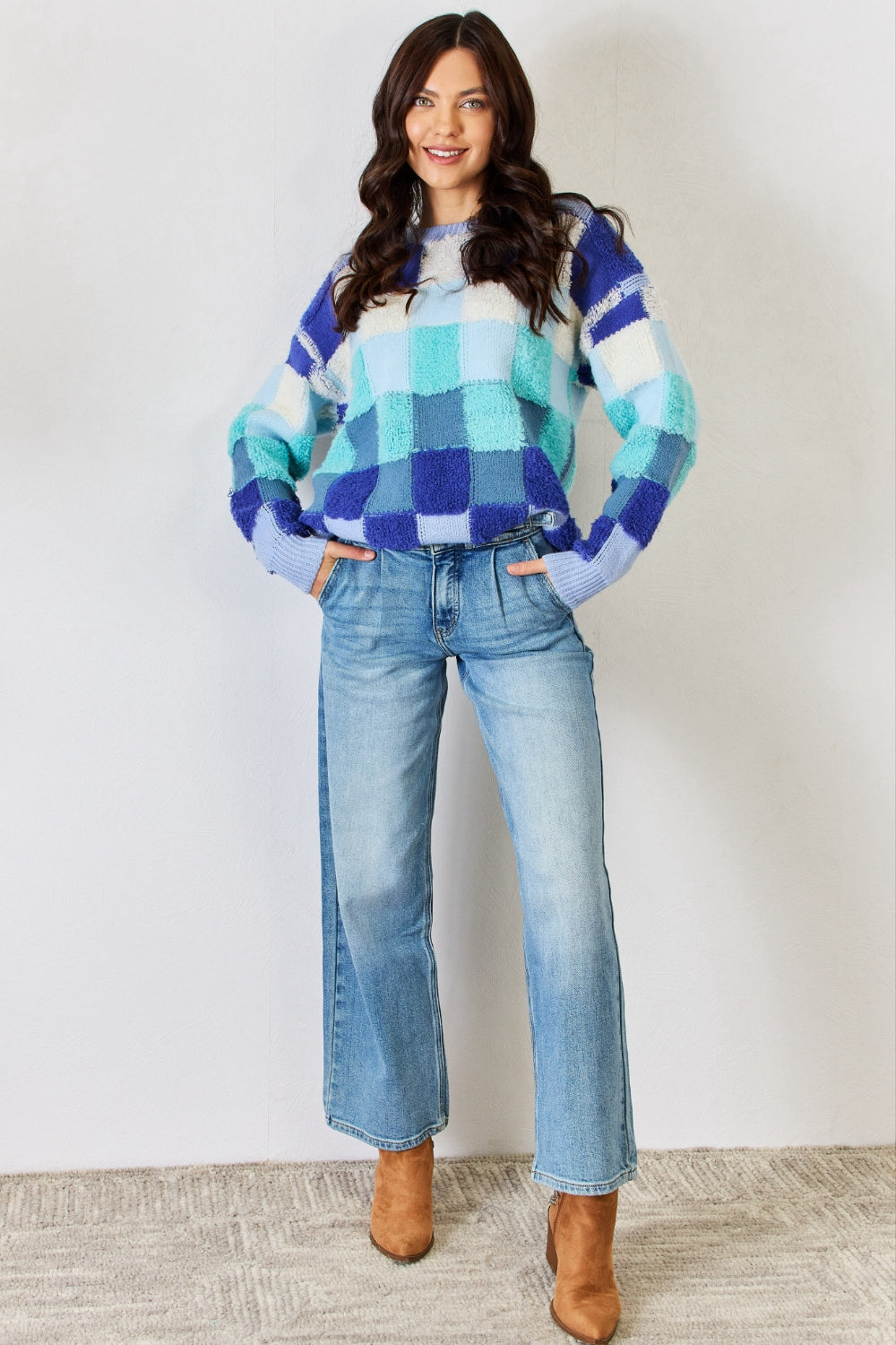 J.NNA Checkered Round Neck Long Sleeve Sweater - The Boutie Shop