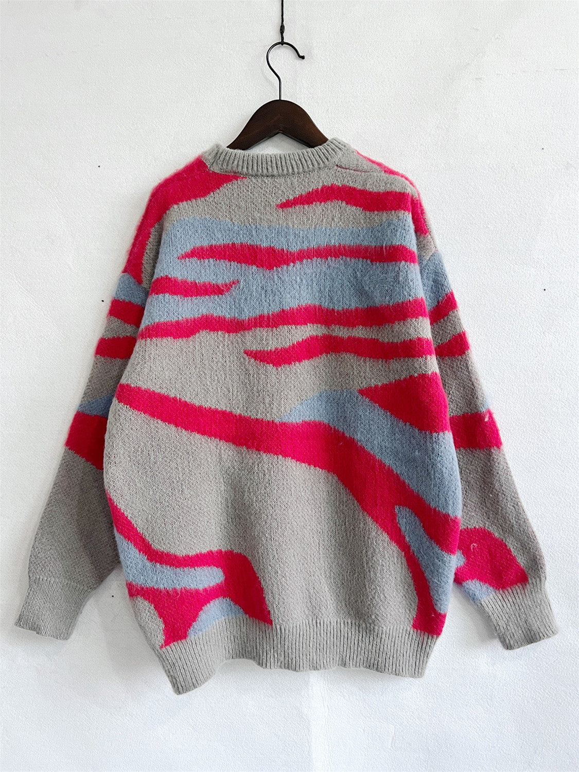 Color Block Round Neck Sweater - The Boutie Shop