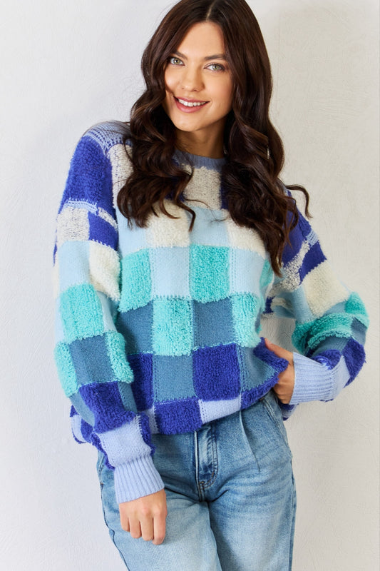 J.NNA Checkered Round Neck Long Sleeve Sweater - The Boutie Shop