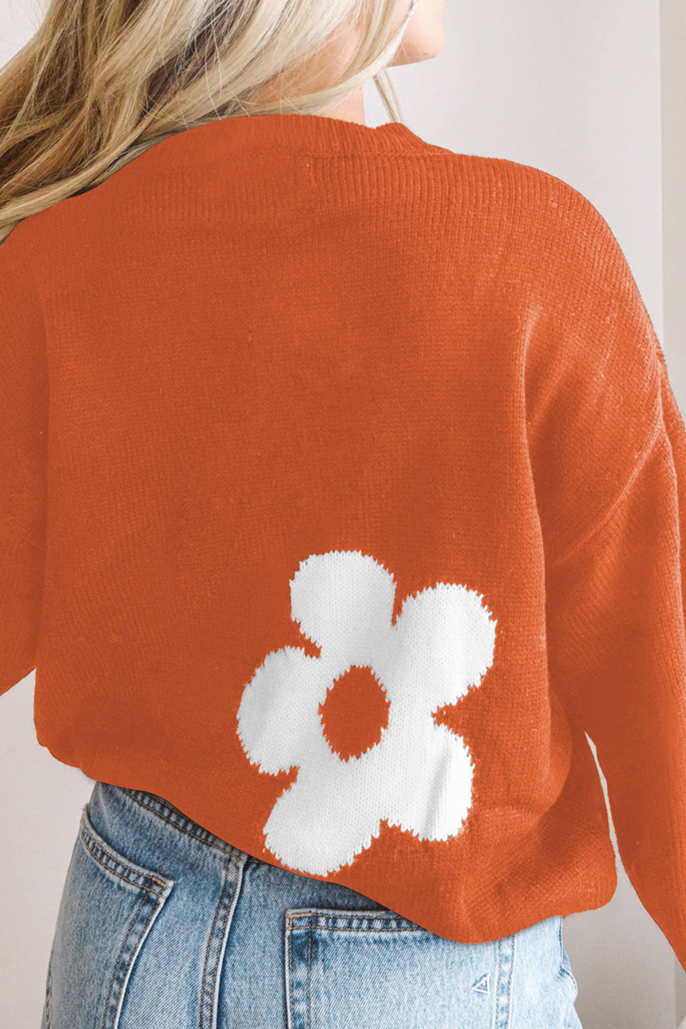 Round Neck Floral Pattern Color Contrast  Design Long Sleeve Sweater - The Boutie Shop