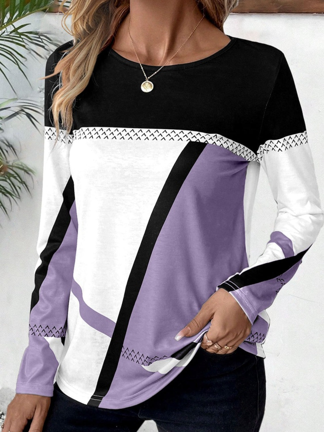 Contrast Round Neck Long Sleeve T-Shirt - The Boutie Shop